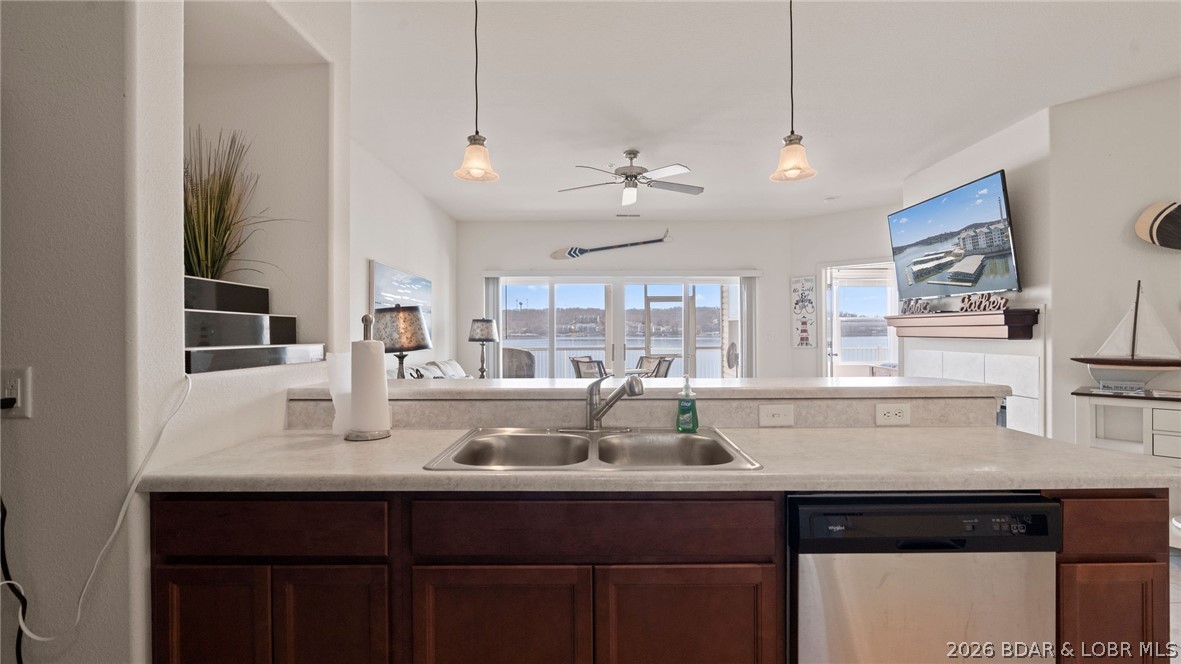 64 Knox Road, Unit N105 Rocky Mount, MO 65072 - Photo 22 of 62 Kitchen