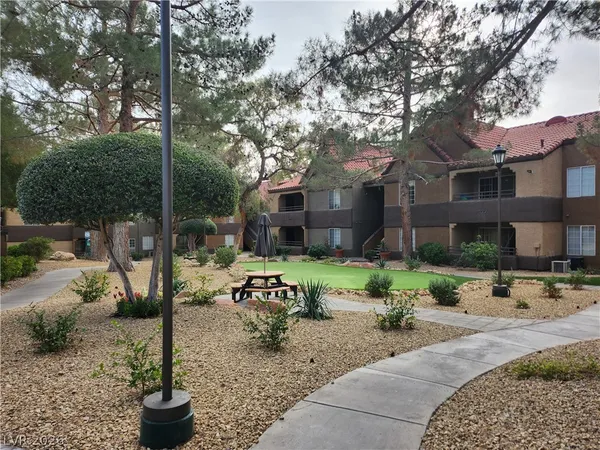 $1,450 | 2200 South Fort Apache Road, Unit 2164, Las Vegas, NV 89117