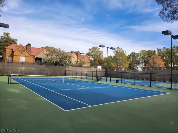 $1,450 | 2200 South Fort Apache Road, Unit 2164, Las Vegas, NV 89117