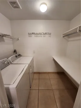 $1,450 | 2200 South Fort Apache Road, Unit 2164, Las Vegas, NV 89117