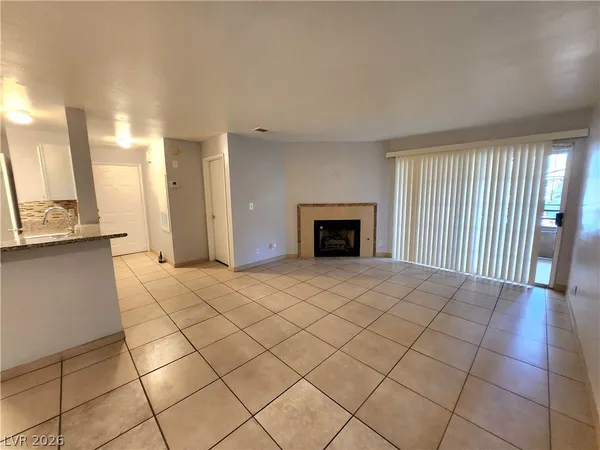 $1,450 | 2200 South Fort Apache Road, Unit 2164, Las Vegas, NV 89117