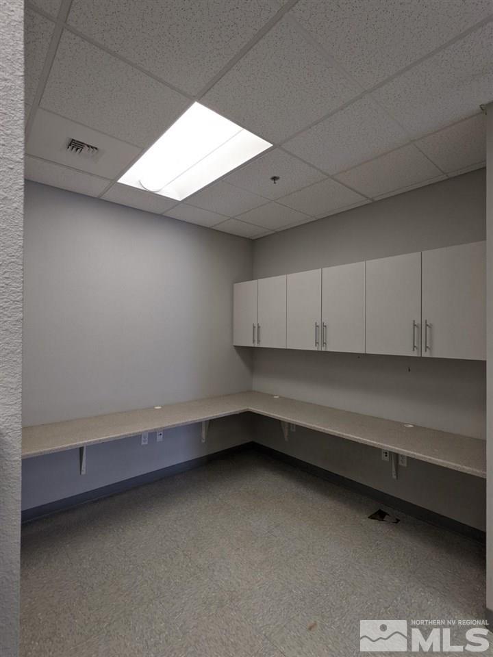 3745 North Carson Street, Unit 3745 Carson City, NV 89706 - Photo 21 of 33 a view of room and window