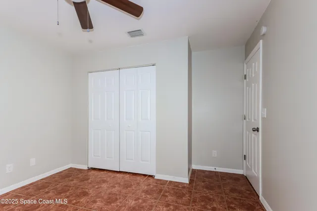 $2,100 | 1545 20th Court Southwest, Vero Beach, FL 32962