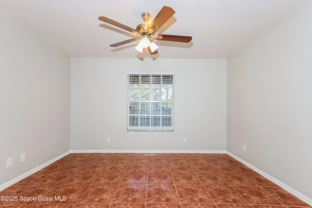 $2,100 | 1545 20th Court Southwest, Vero Beach, FL 32962