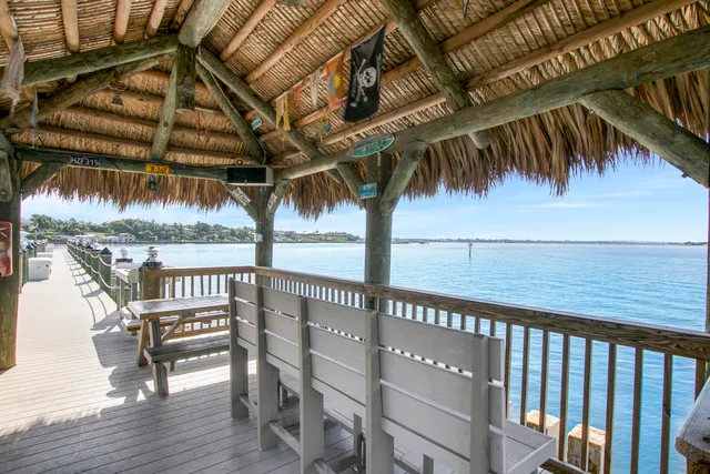 $3,000 | 1600 Northeast Dixie Highway, Unit 10203, Jensen Beach, FL 34957