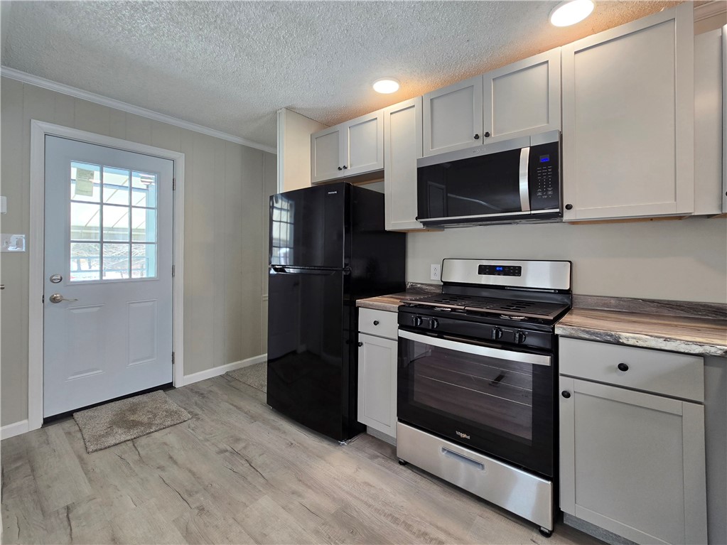 3374 Lower Maple Avenue Ashland, NY 14901 - Photo 3 of 20