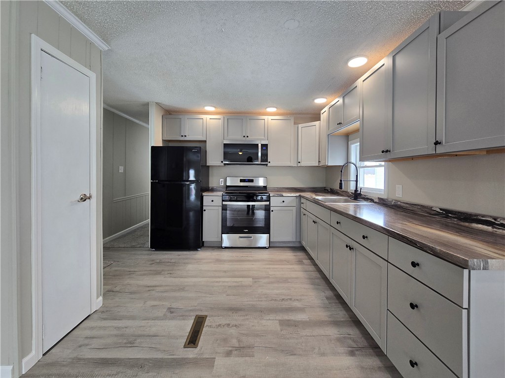 3374 Lower Maple Avenue Ashland, NY 14901 - Photo 6 of 20