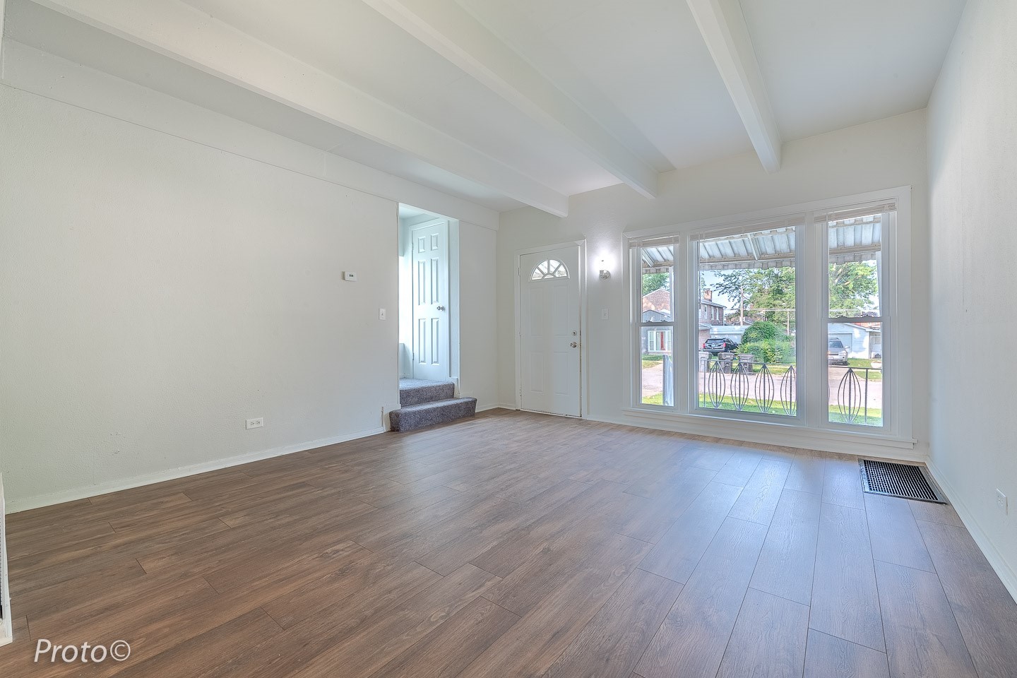 9145 South Prairie Avenue Chicago, IL 60619 - Photo 3 of 22