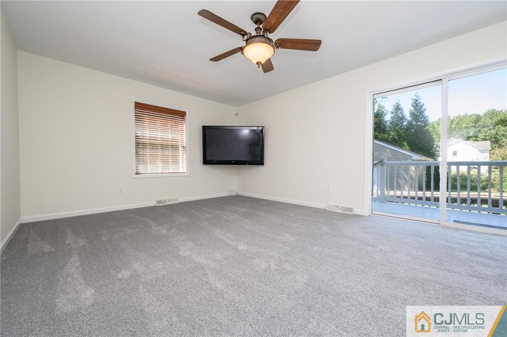 20 Blue Jay Hill Road Westampton, NJ 08060 - Photo 17 of 65 a view of livingroom with hardwood floor and ceiling fan