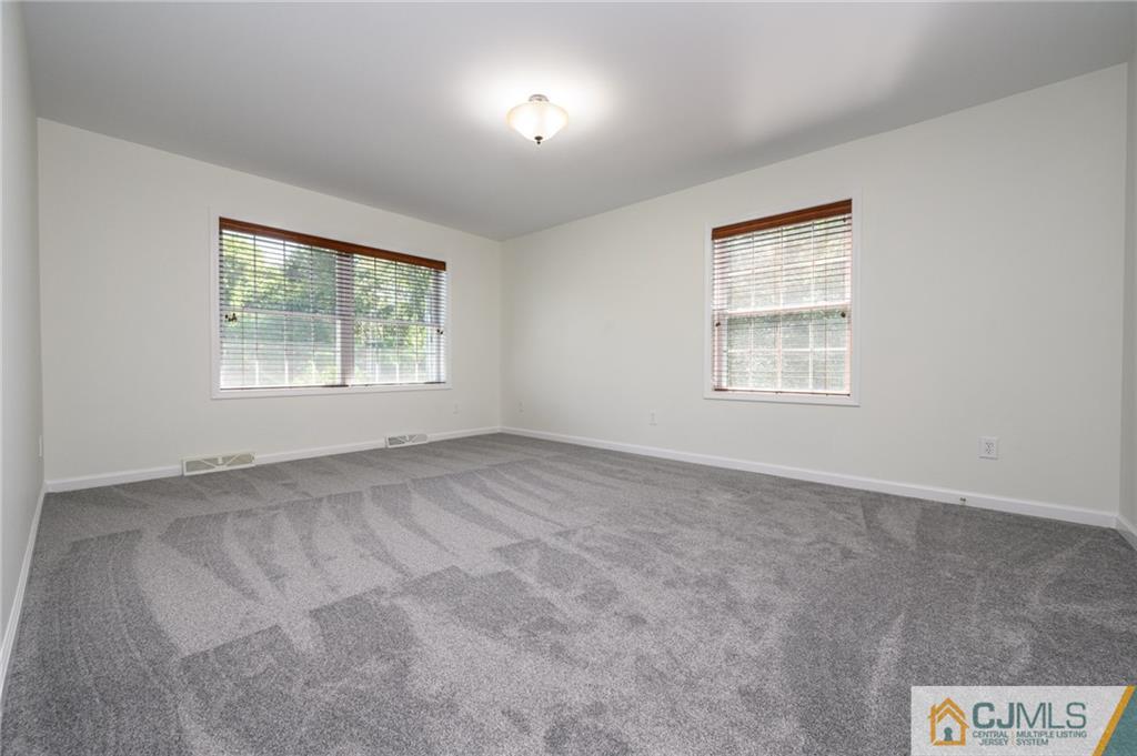 20 Blue Jay Hill Road Westampton, NJ 08060 - Photo 22 of 65 an empty room with a window