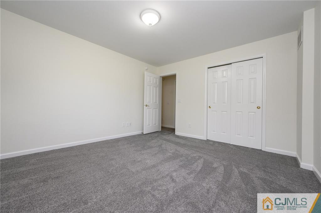 20 Blue Jay Hill Road Westampton, NJ 08060 - Photo 31 of 65 an empty room with an entryway