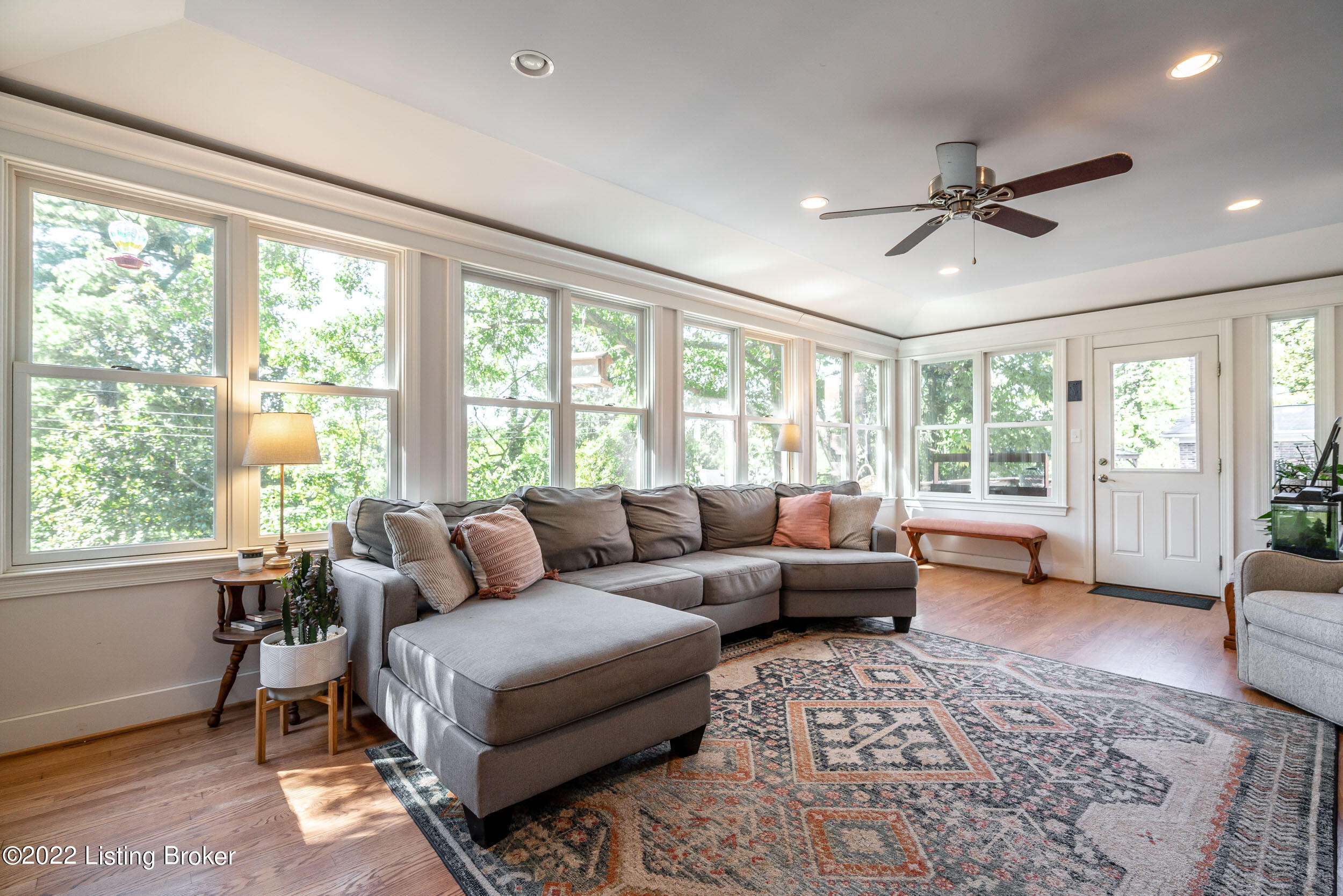 1815 Gresham Road Louisville, KY 40205 - Photo 2 of 58 1815 Gresham Rd-034