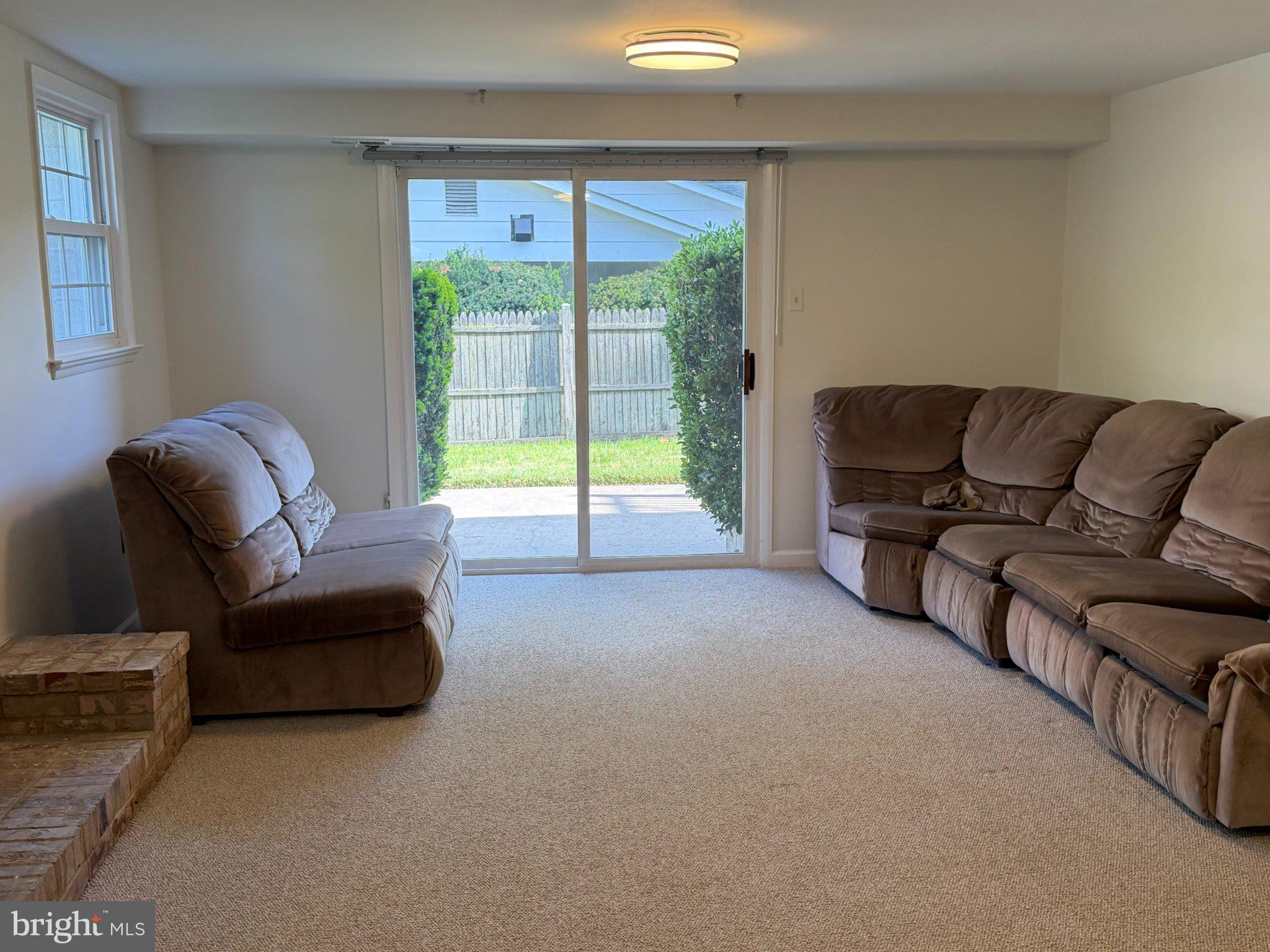 1009 Broadmore Circle Silver Spring, MD 20904 - Photo 11 of 46 Bright and inviting living space.
