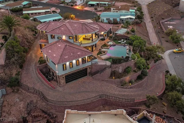 $2,594,900 | 503 Aaron Way, Boulder City, NV 89005
