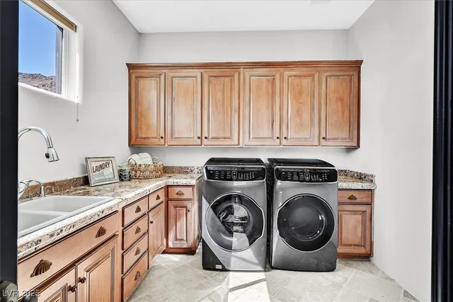 $2,594,900 | 503 Aaron Way, Boulder City, NV 89005