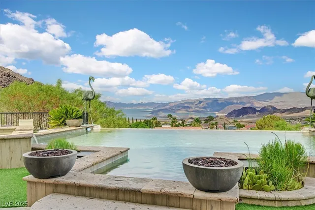 $2,594,900 | 503 Aaron Way, Boulder City, NV 89005