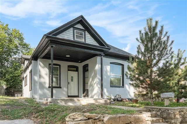 $184,900 | 524 Colorado Avenue, Kansas City, MO 64124