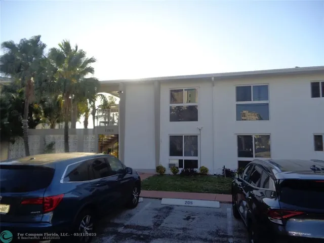 $2,250 | 1001 South Riverside Drive, Unit 105, Pompano Beach, FL 33062