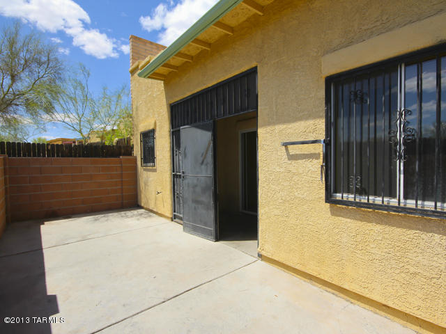 3532 South Mission Road, Unit 3 Tucson, AZ 85713 - Photo 31 of 32