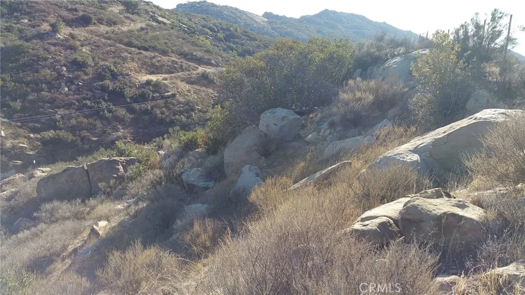 0 Santa Susana Simi Valley, CA 93063 - Photo 4 of 4 a view of a dry yard with green space