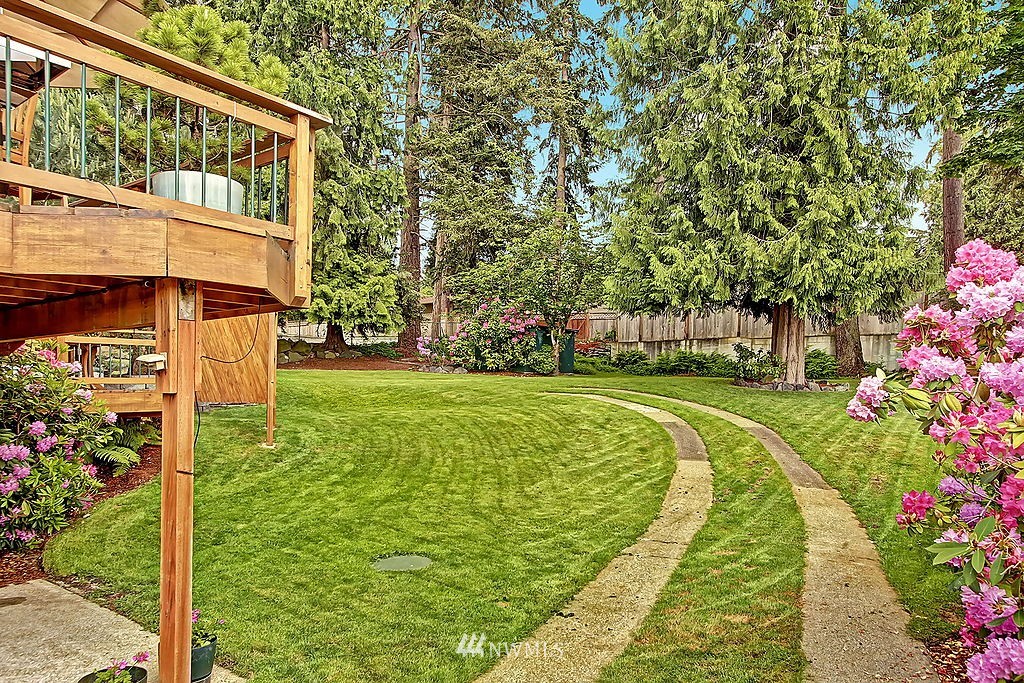 24319 4th Place West Bothell, WA 98021 - Photo 2 of 16