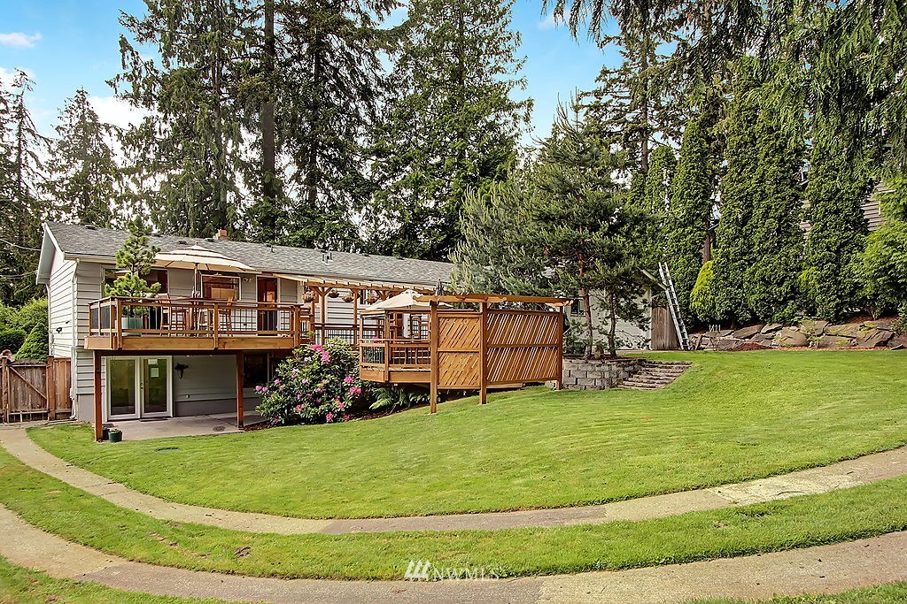 24319 4th Place West Bothell, WA 98021 - Photo 3 of 16