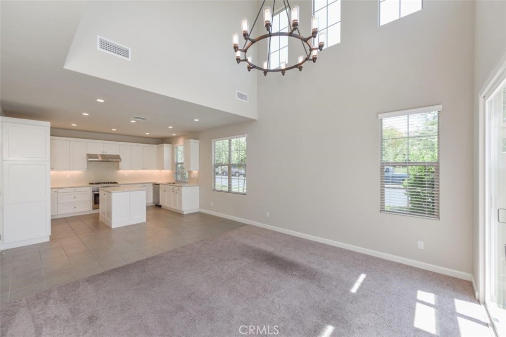 137 Falcon Ridge Irvine, CA 92618 - Photo 5 of 37 Gallery Image 5