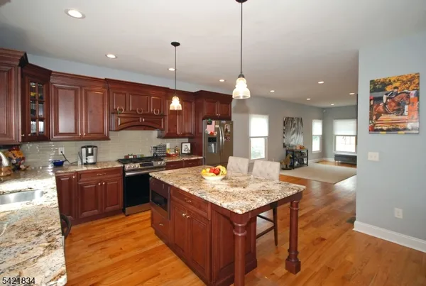 $679,000 | 30 Capner Street, Flemington, NJ 08822