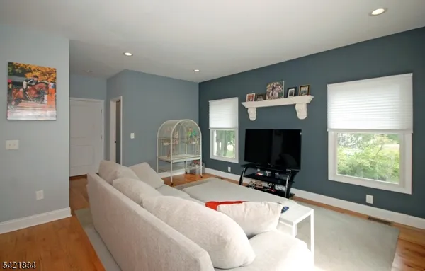 $679,000 | 30 Capner Street, Flemington, NJ 08822