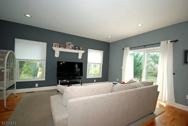 $679,000 | 30 Capner Street, Flemington, NJ 08822