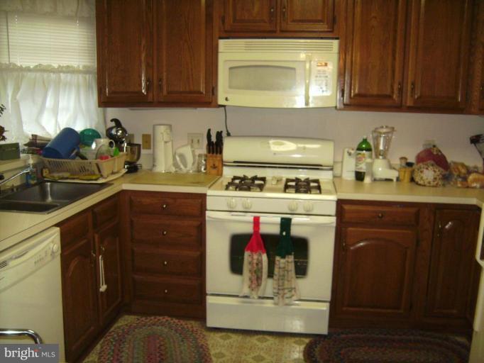 909 Mill Pond Road Frederick, MD 21701 - Photo 8 of 13 GALLEY