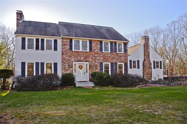 22 Balmoral Road Boxford, MA 01921 - Photo 2 of 25