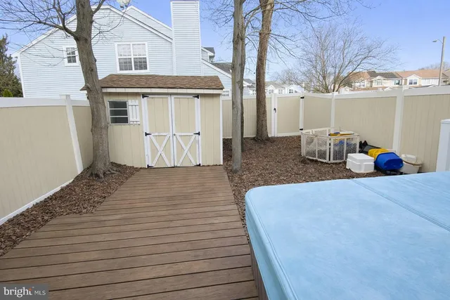a view of outdoor space yard and patio