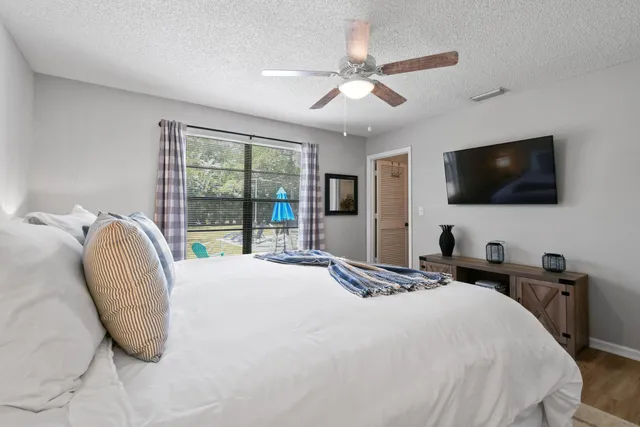 $5,950 | 15739 75th Way North, Palm Beach Gardens, FL 33418