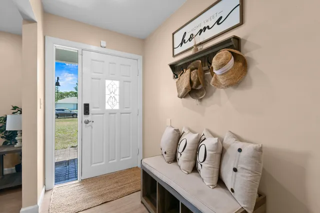 $5,950 | 15739 75th Way North, Palm Beach Gardens, FL 33418