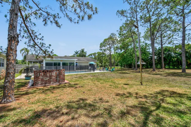 $5,950 | 15739 75th Way North, Palm Beach Gardens, FL 33418