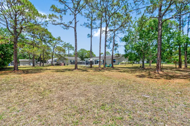 $5,950 | 15739 75th Way North, Palm Beach Gardens, FL 33418