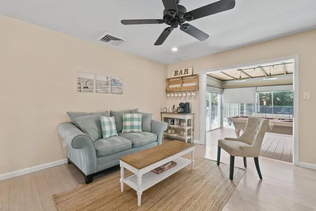 $5,950 | 15739 75th Way North, Palm Beach Gardens, FL 33418