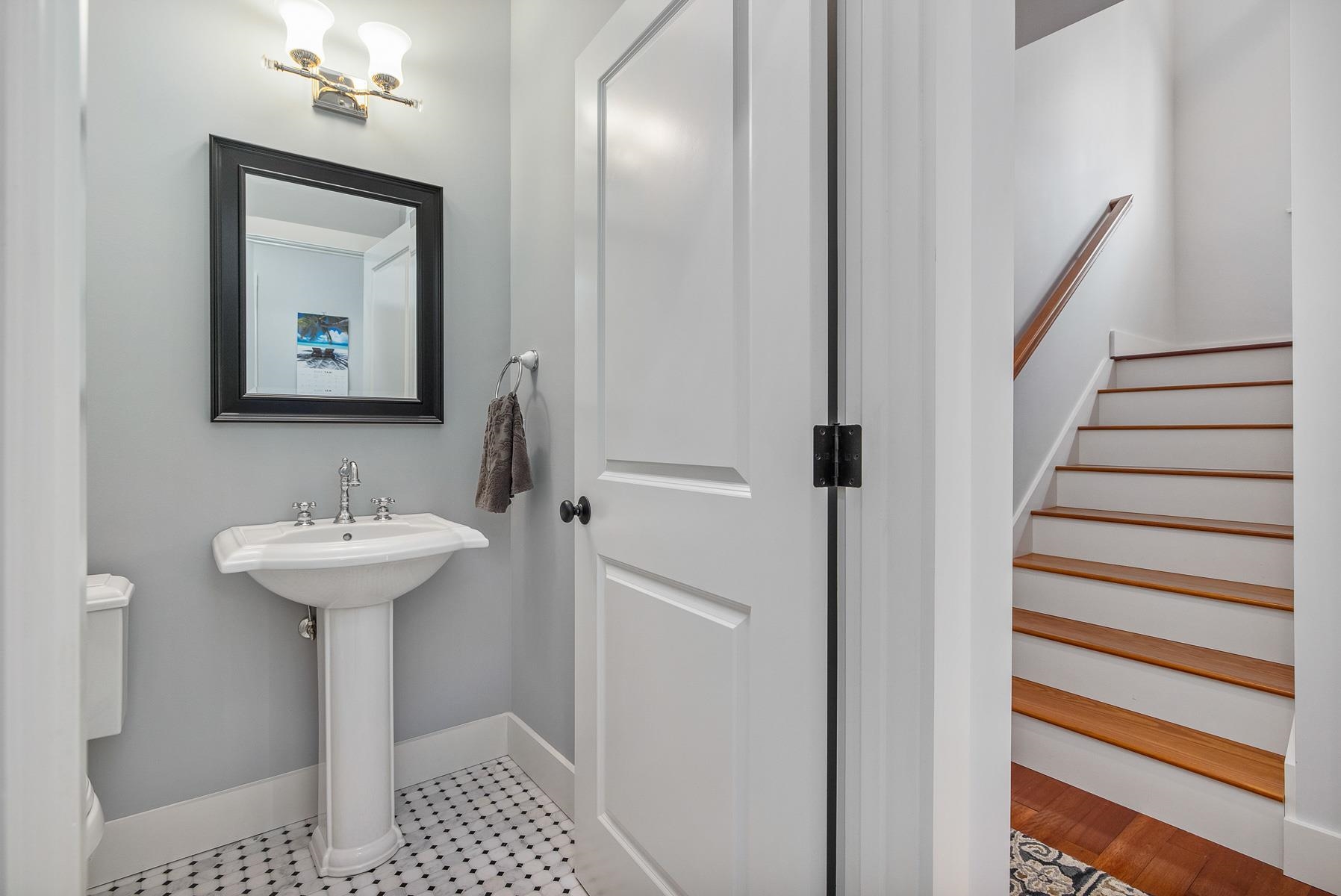 34 Winnicut Road, Unit 1 North Hampton, NH 03862 - Photo 28 of 40