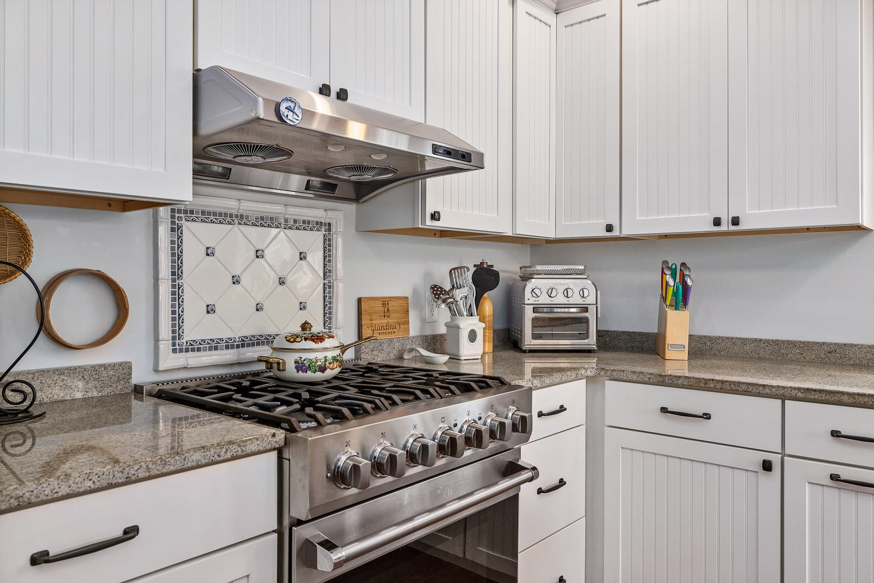 34 Winnicut Road, Unit 1 North Hampton, NH 03862 - Photo 5 of 40