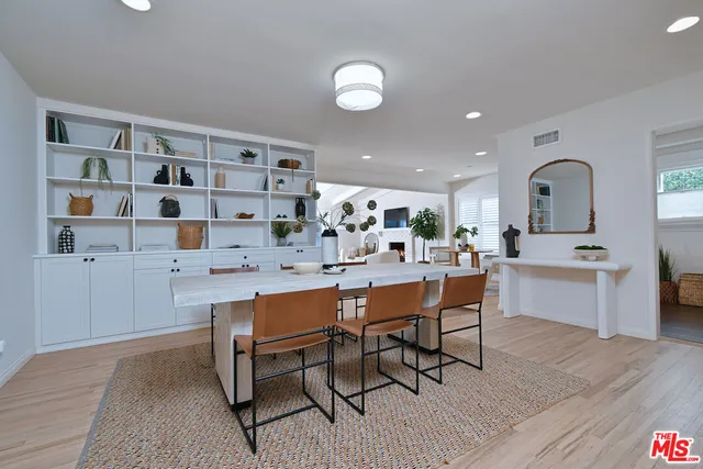 $9,500 | 12614 Morrison Street, Valley Village, CA 91607