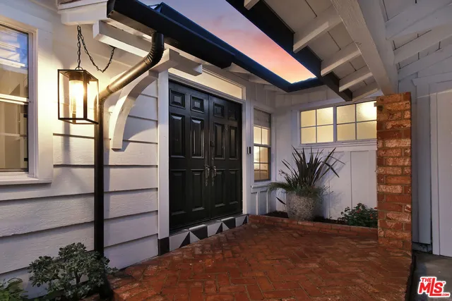 $9,500 | 12614 Morrison Street, Valley Village, CA 91607