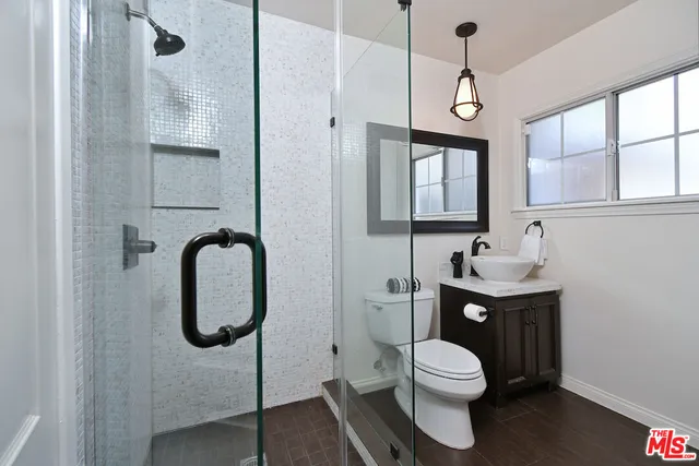 $9,500 | 12614 Morrison Street, Valley Village, CA 91607