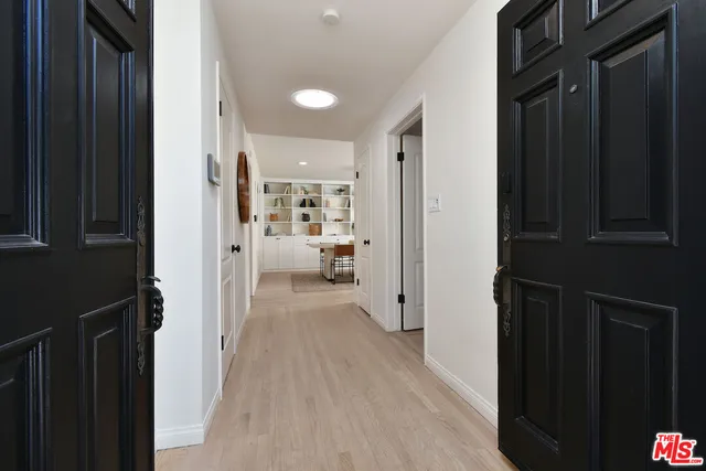 $9,500 | 12614 Morrison Street, Valley Village, CA 91607