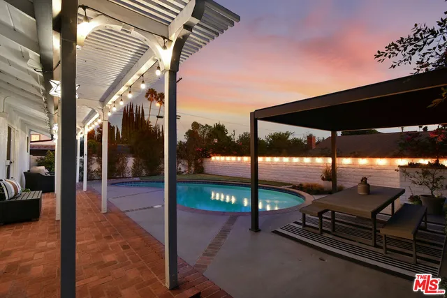 $9,500 | 12614 Morrison Street, Valley Village, CA 91607