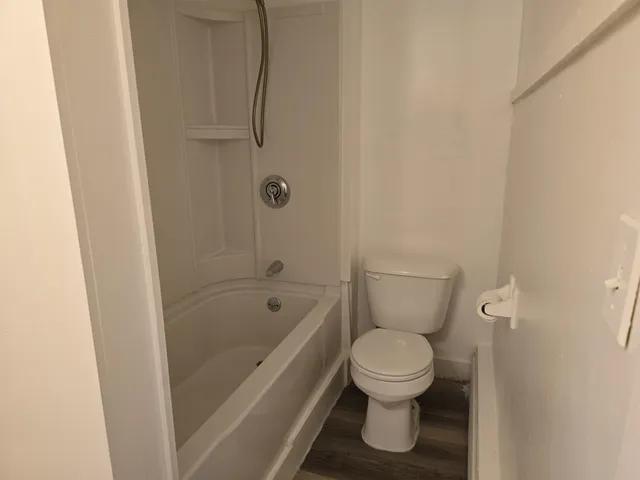 $1,675 | 220 Main Street, Claremont, NH 03743