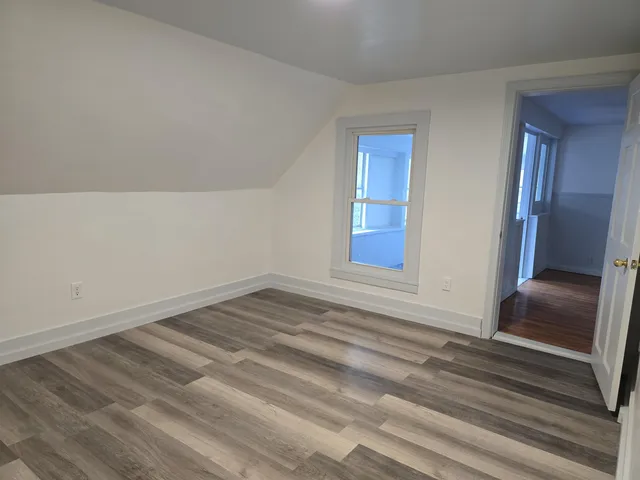 $1,675 | 220 Main Street, Claremont, NH 03743