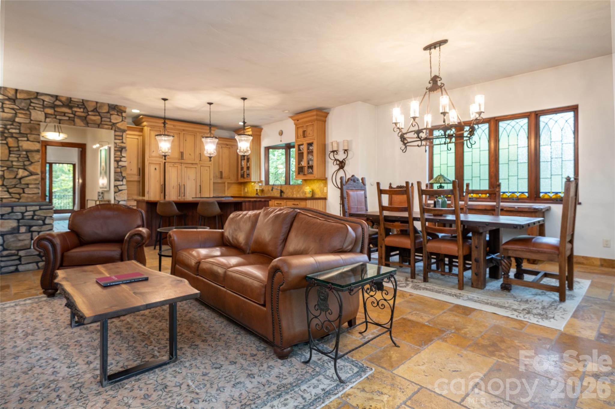 18 Woodlink Road Asheville, NC 28801 - Photo 10 of 41 Gallery Image 10