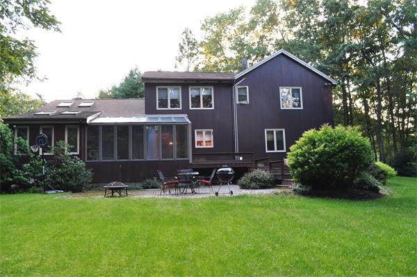 17 Northwoods Road Middleton, MA 01949 - Photo 3 of 28 Gallery Image 3