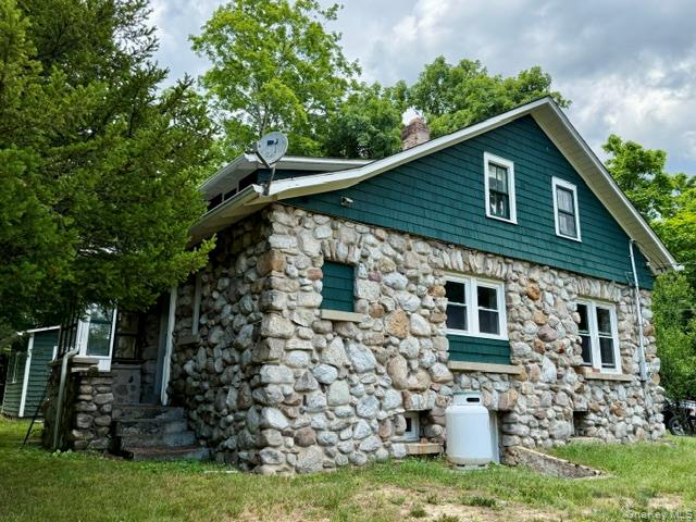 623 Walker Valley Road Pine Bush, NY 12566 - Photo 2 of 12